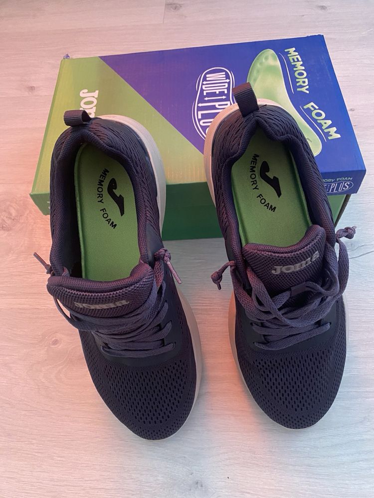 Кросівки Joma оригінал 42-43 р.