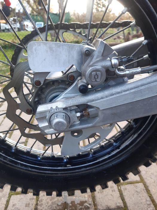 Husqvarna TE300i Ohlins Showa!!!