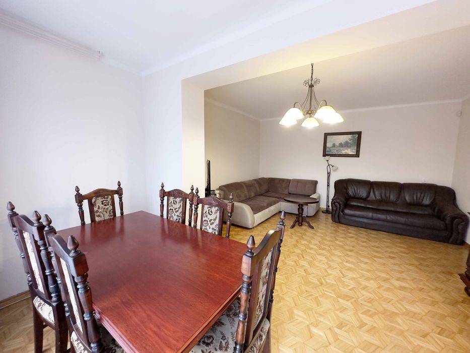 Duży dom, 6 sypialni, 2 łazienki, ul. Górna