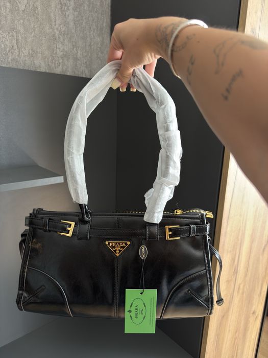 Сумка Prada Soft Lux Hobo