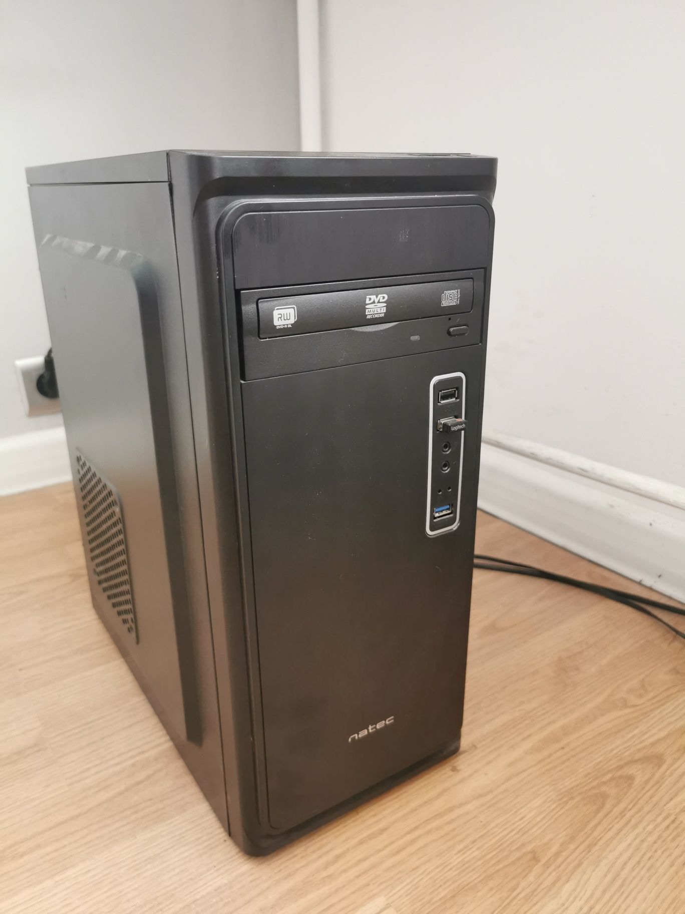 Komputer stacjonarny Intel core i5, dysk ssd, 8gb RAM