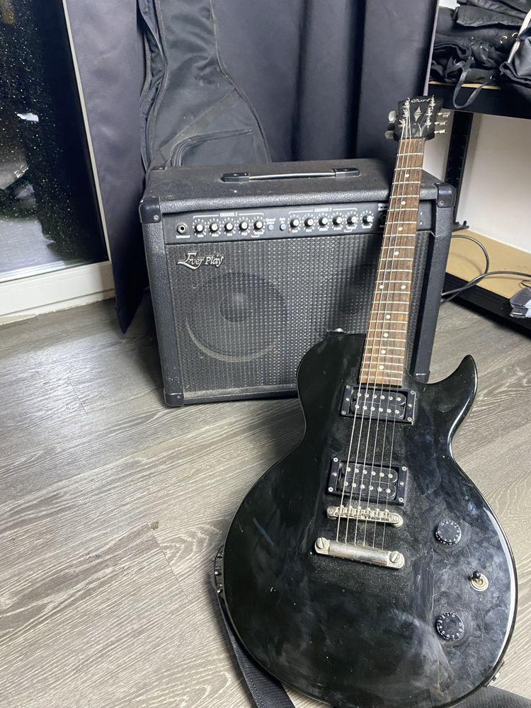 Zestaw gitara cort cr 50 amp piec everplay pokrowiec