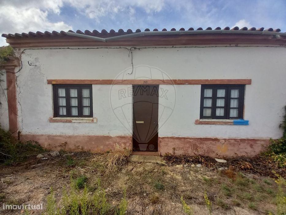 Moradia T2 para venda
