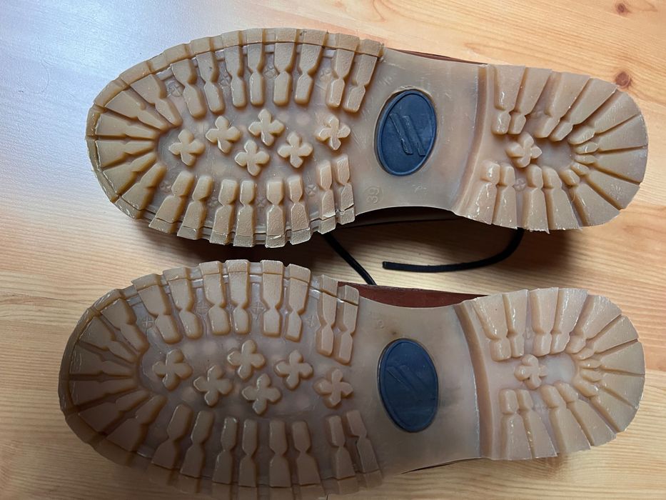 Damskie mokasyny Daniel Hechter z licowanej skóry rozm. 39