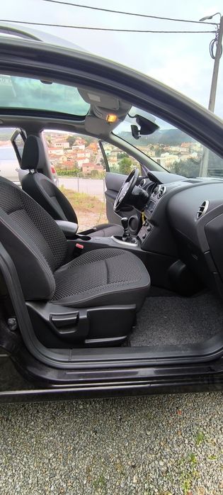 Nissan Qashqai 1.5 DCI GPS Tecto Panorâmico