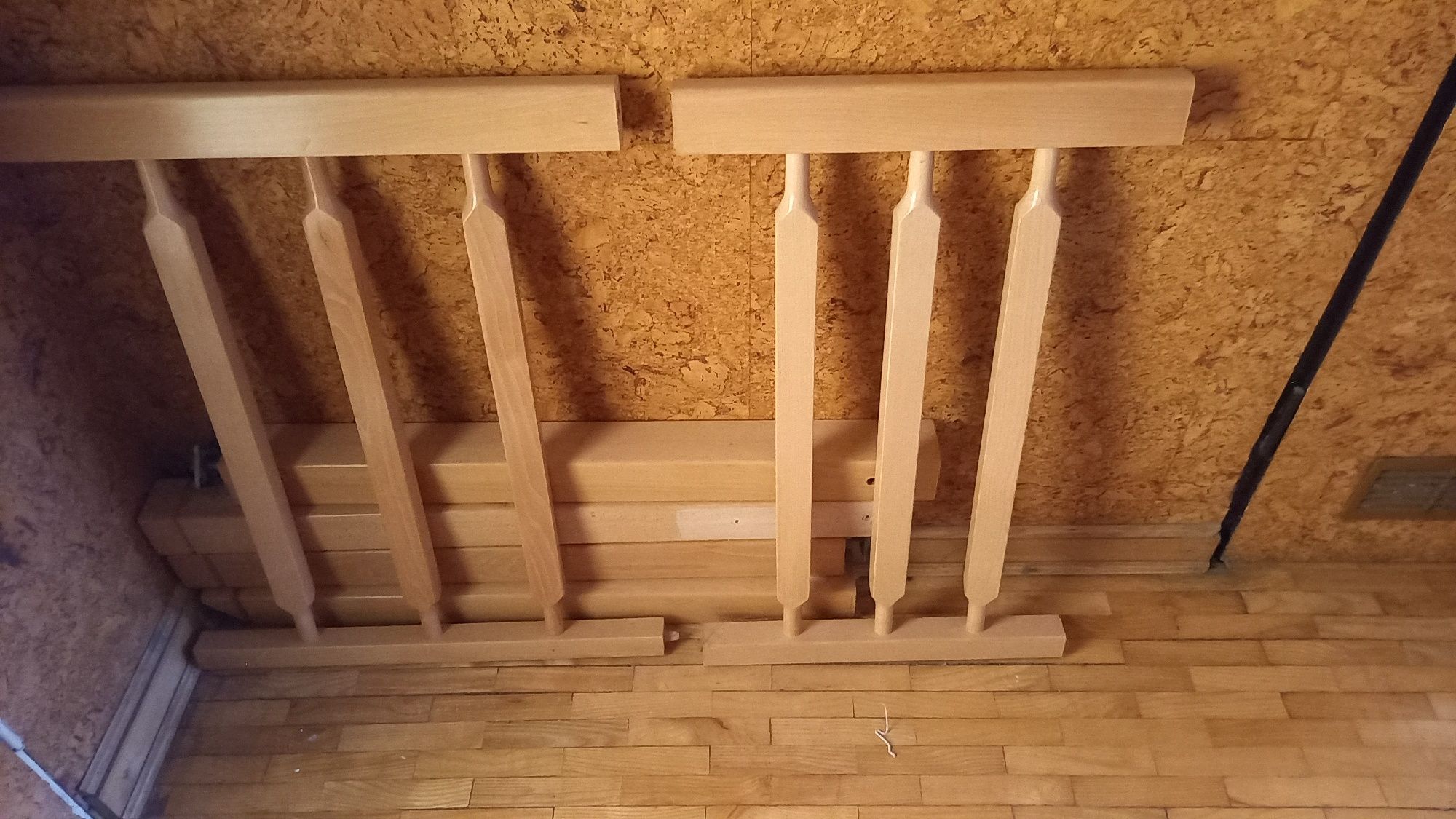 Tralki balustrady poręcze drewno buk