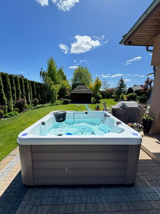 Nowe wanny ogrodowe jacuzi trident