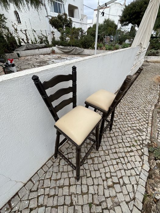 2 cadeiras de bar vintage em madeira maçica