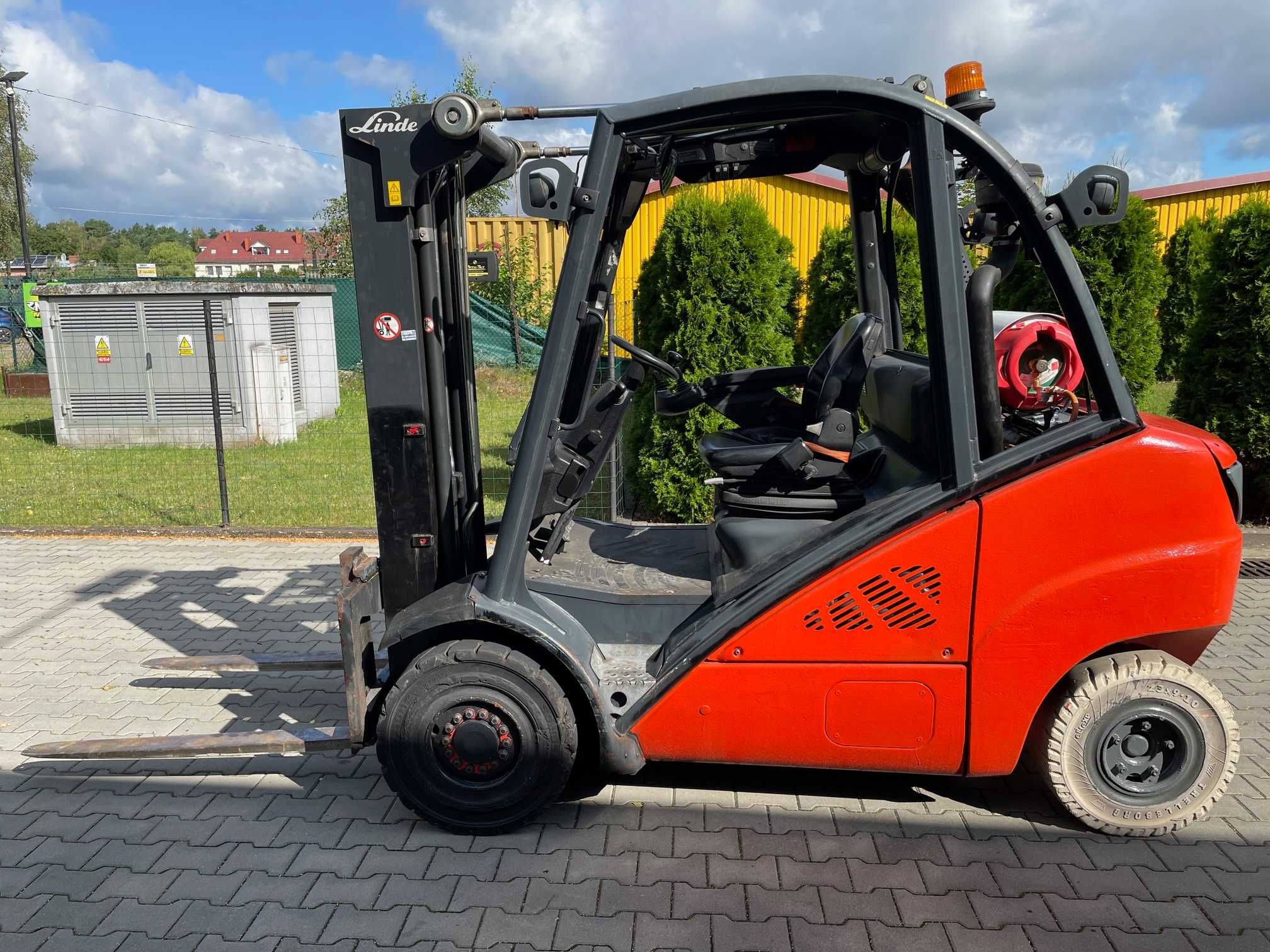 Wózek widłowy Linde H35T TRIPLEX LPG Dozór do 07.2025