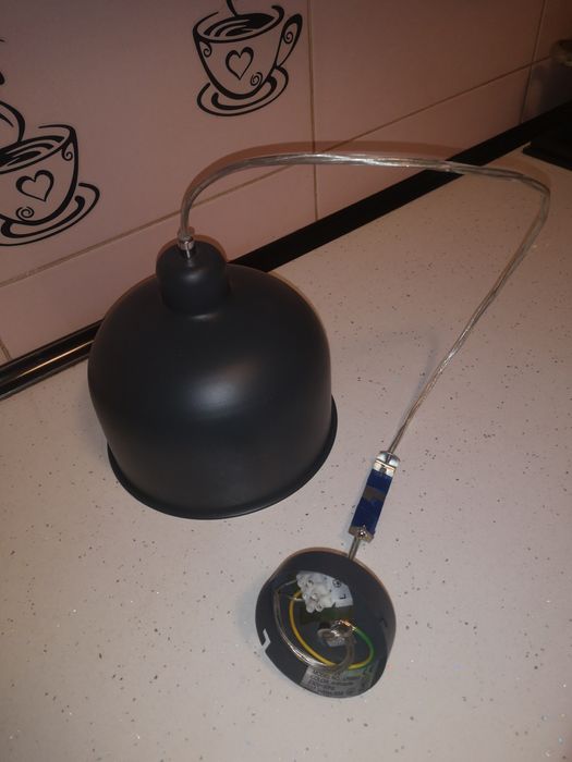 Lampa. Żyrandol. Jak nowa