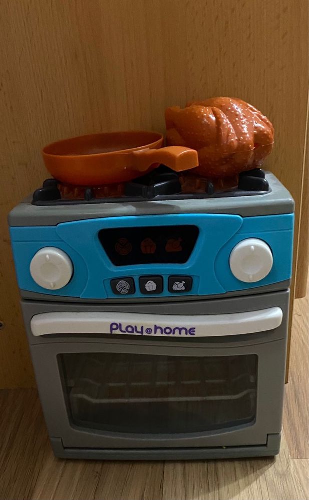 Игрушечная кухонная плита с духовкой Keenway