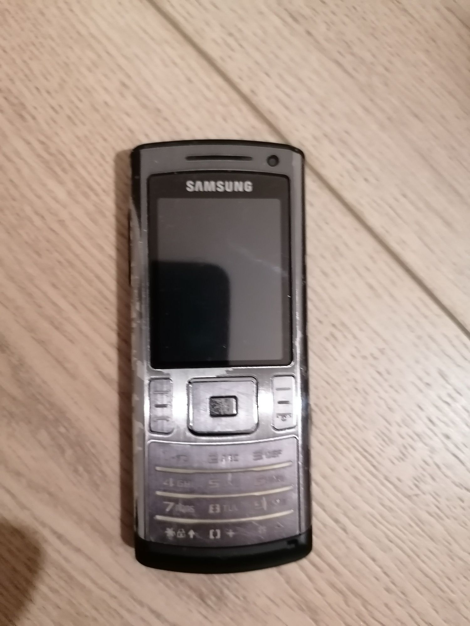 Telefon Samsung SGH-U800 + akcesoria