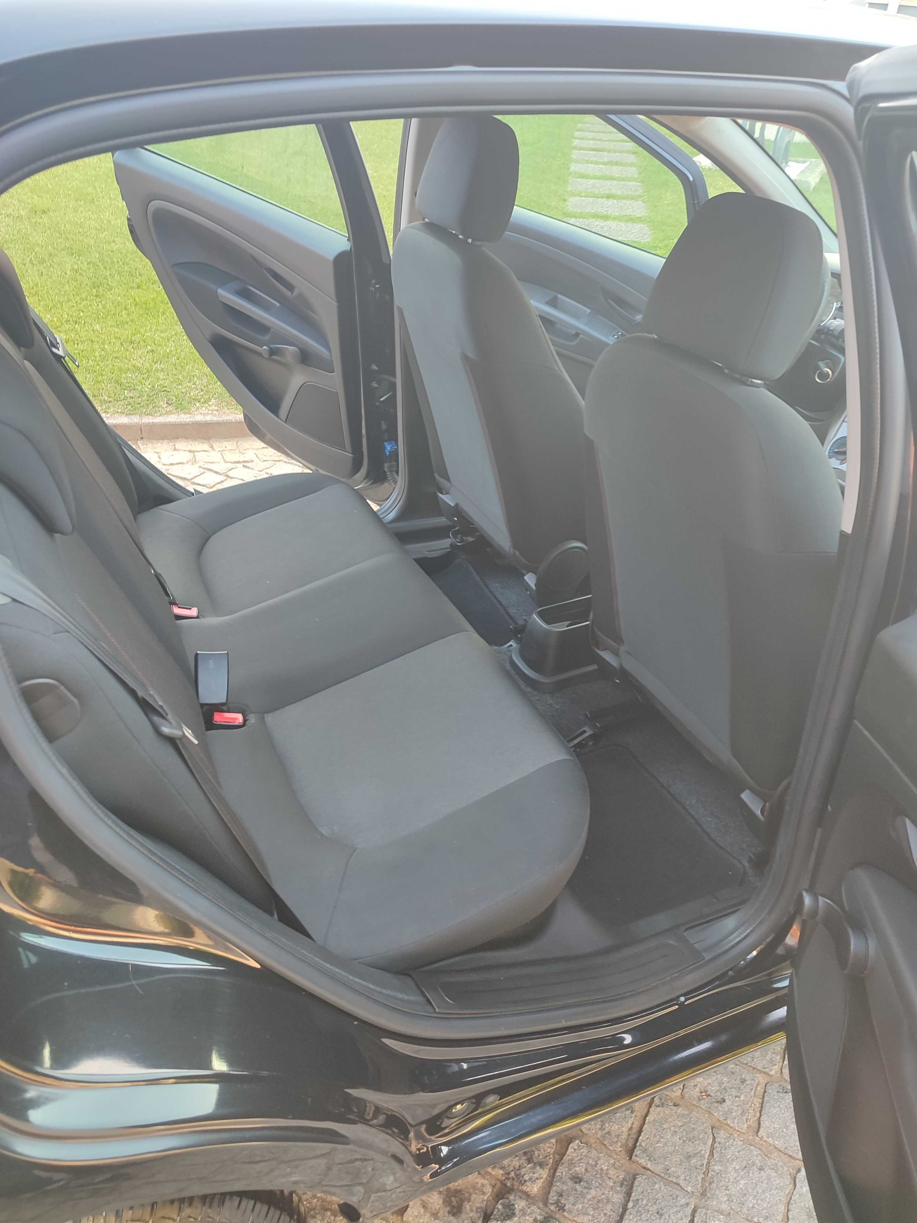 Vendo Fiat Punto 1.2 easy S&S de 2012