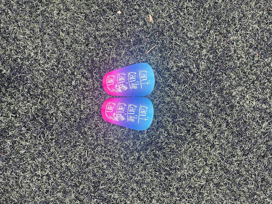 Футбольні щитки can't