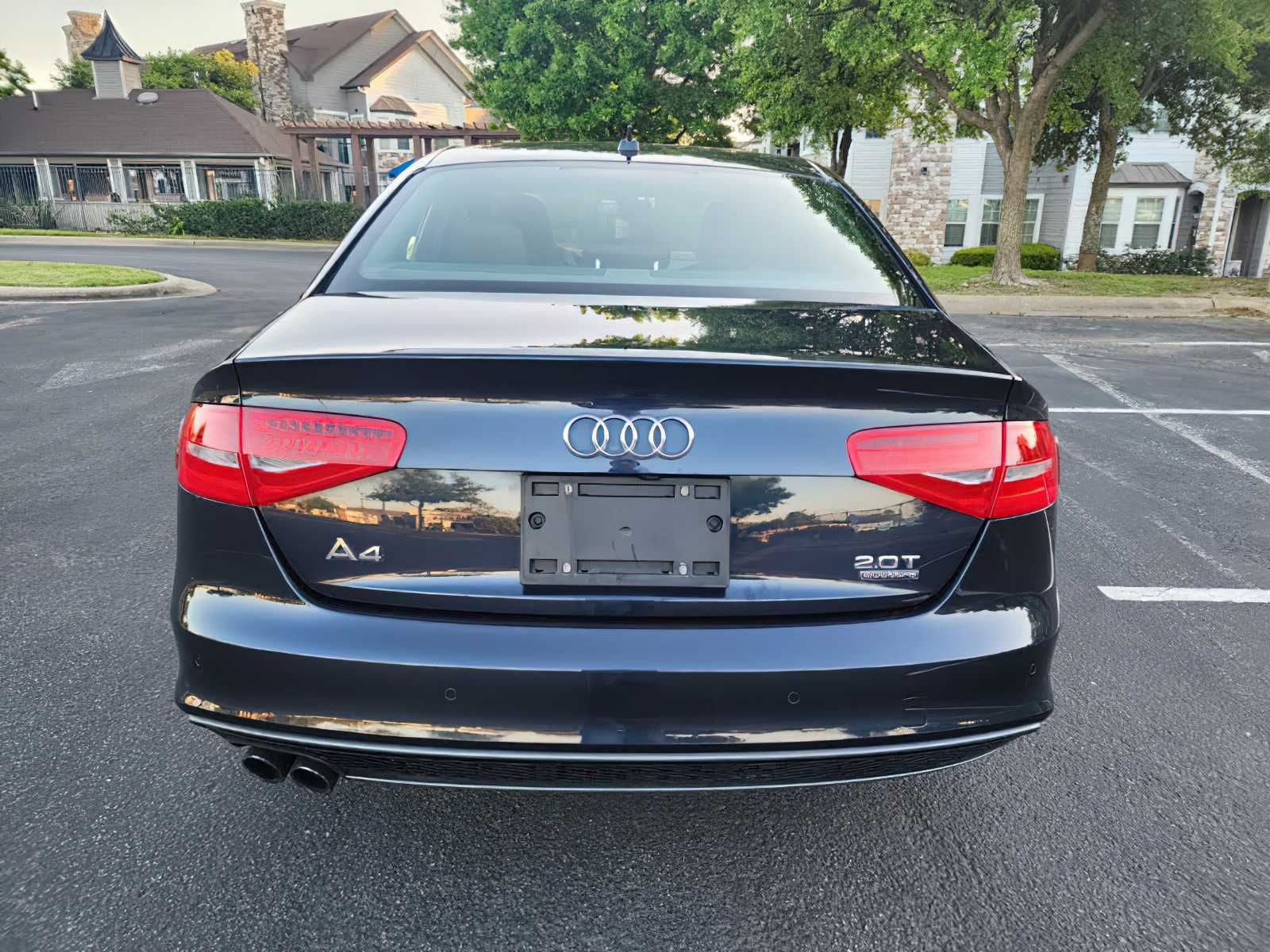 Audi A4 2.0T 2015