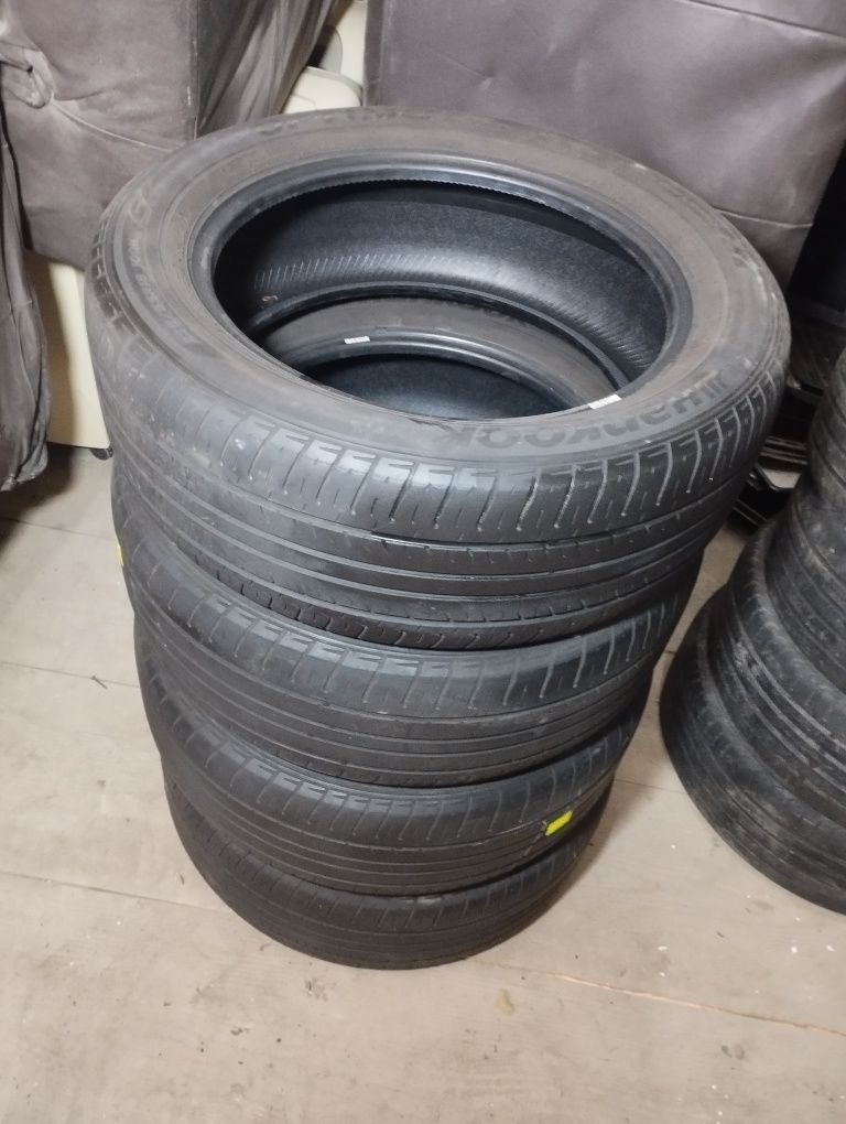 Резина Шини R18 235*55 Hankook