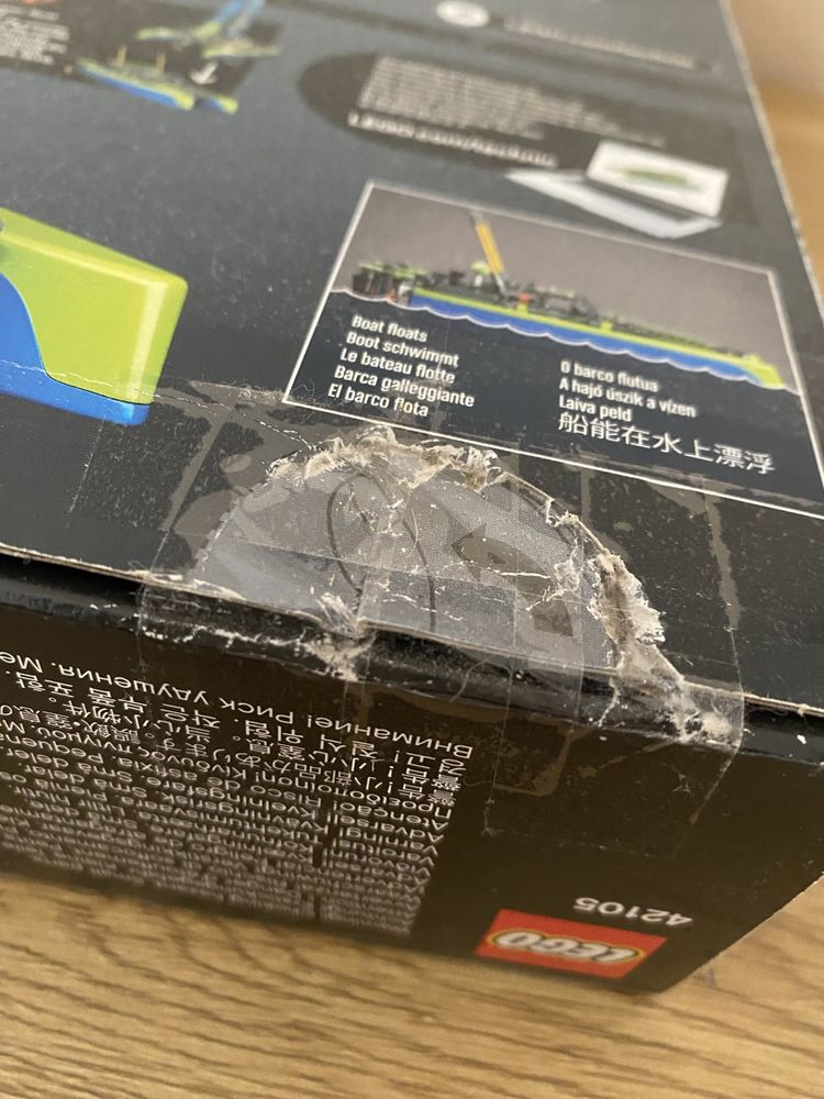 Lego technic 42105 katamaran