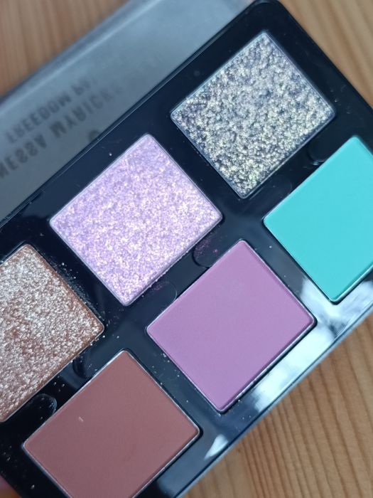 Danessa myrics cienie