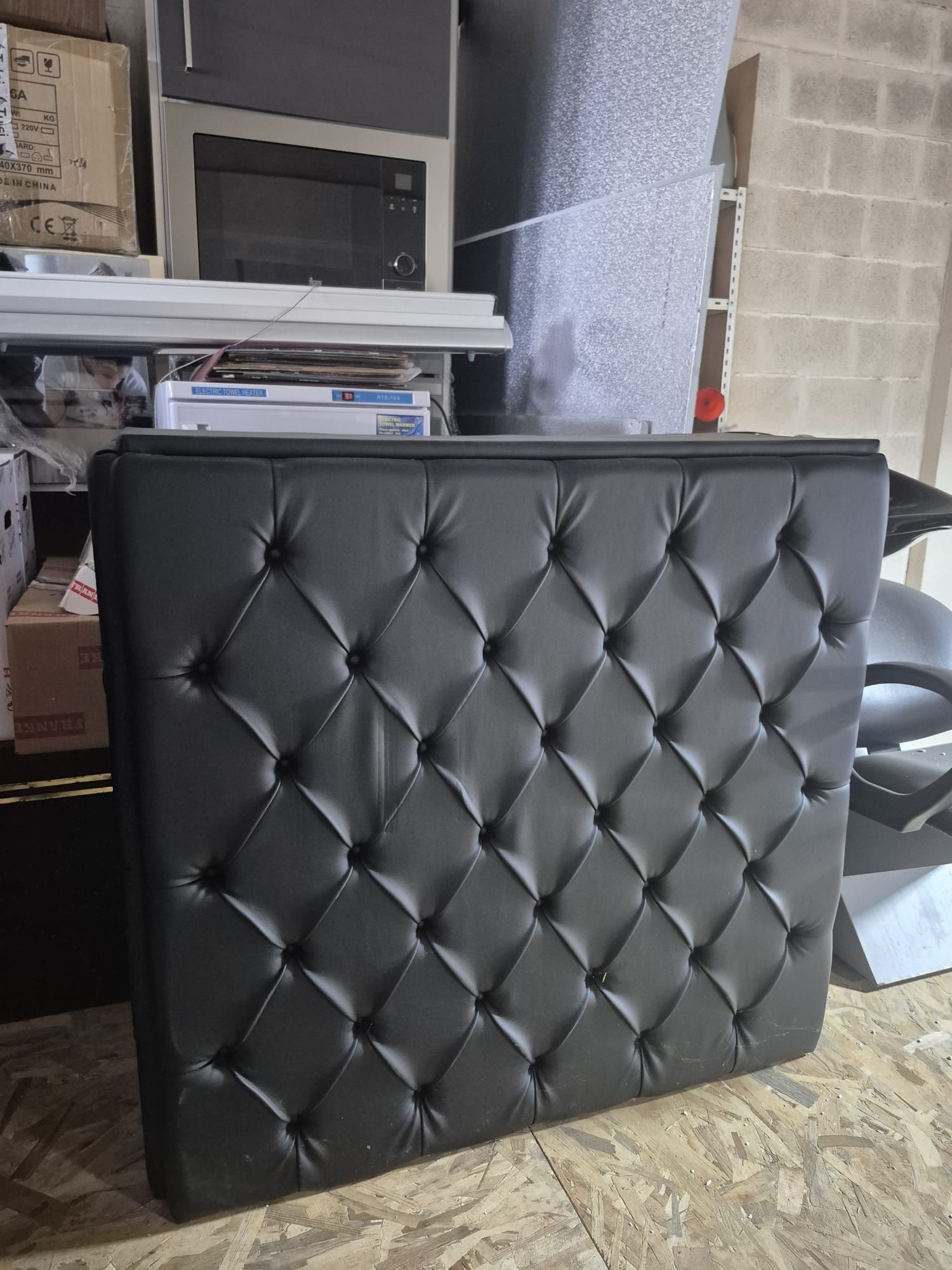 Balcão capitonê Preto, 110x45cm altura100cm