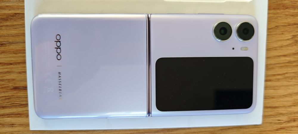 Sprzedam telefon oppo find n2 flip
