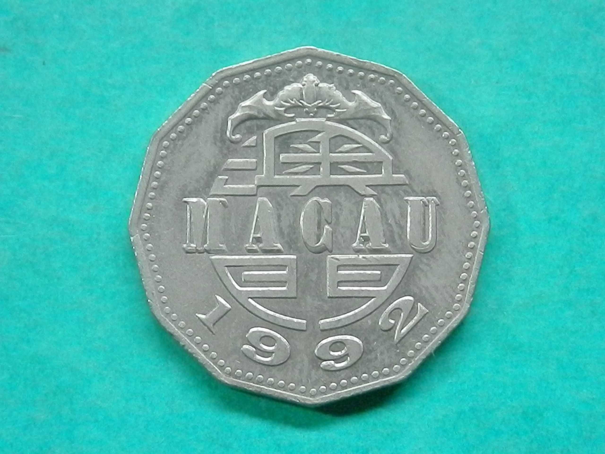 1226 - Macau: 5 patacas 1992 cuni, por 4,50