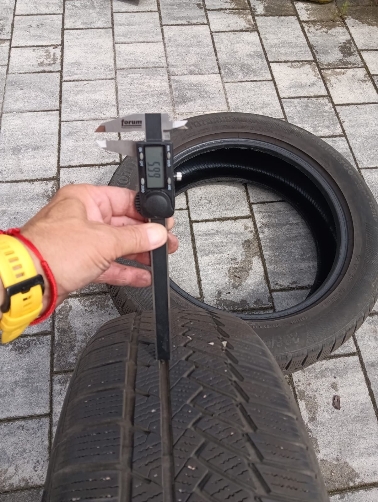 Continental Winter Contact TS850P 235/55 R19 Opony zimowe Komplet SUV