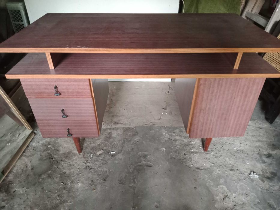 Biurko lata 70-te PRL