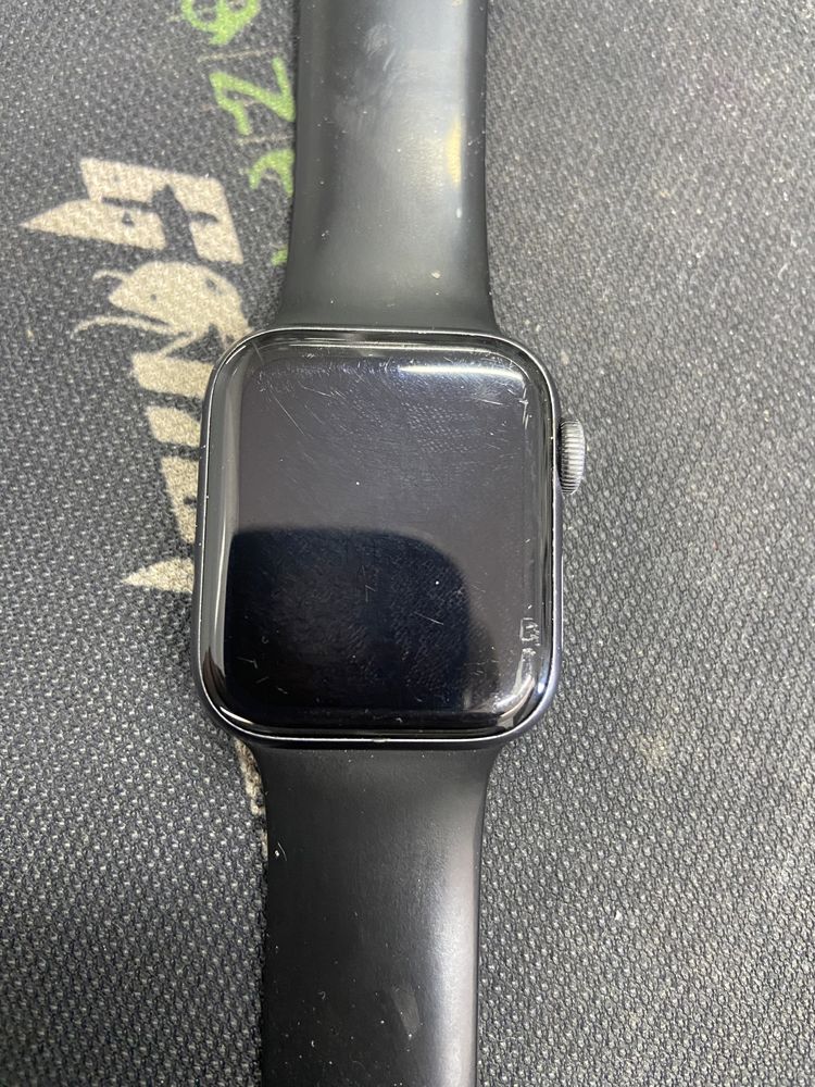 Apple Watch 4 40mm gps