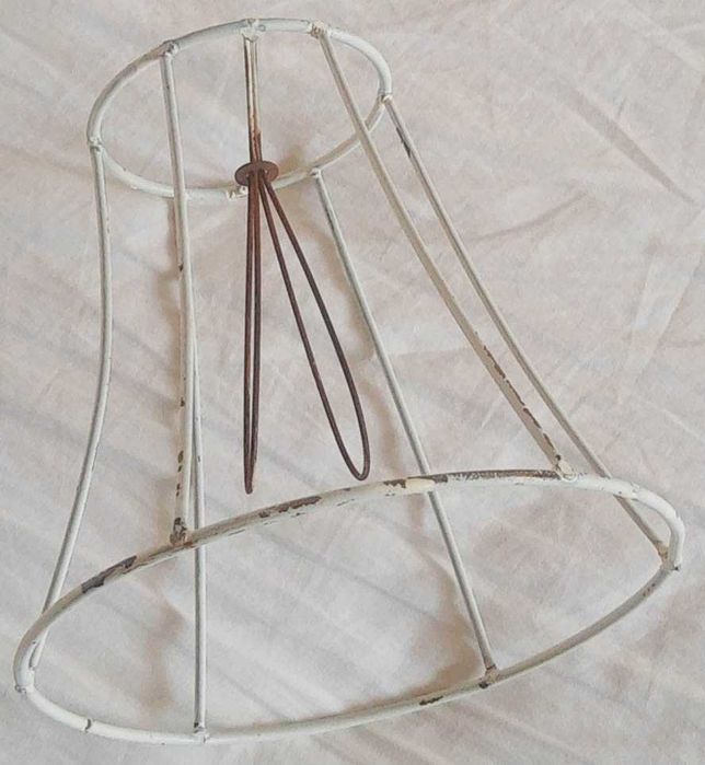 PRL - stelaż do abażuru lampki na żarówki świecowe wysokość 11,5cm