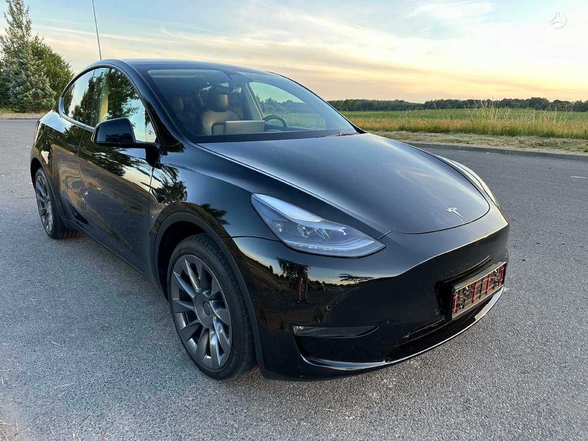 Tesla Model Y 2022