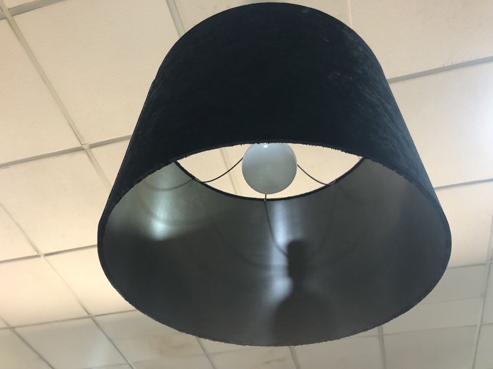 Candeeiro de teto em veludo preto