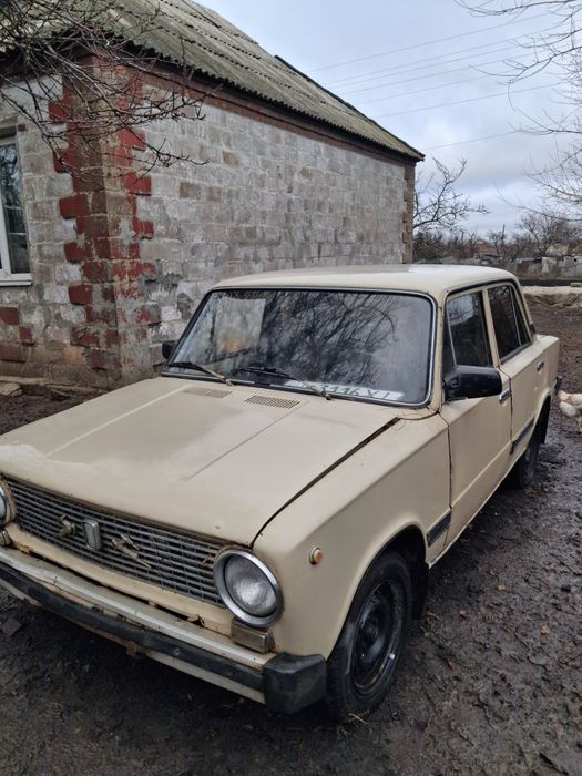 СРОЧНО! Продам ВАЗ 2101  кап.ремонт двигателя, газ/бензин