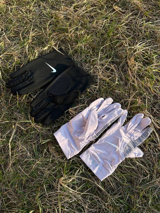 рукавички Nike чорні та рожеві