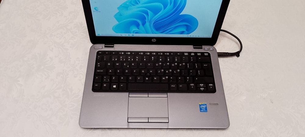 Laptop HP 820 G1 SSD i5 Win11 gwarancja.