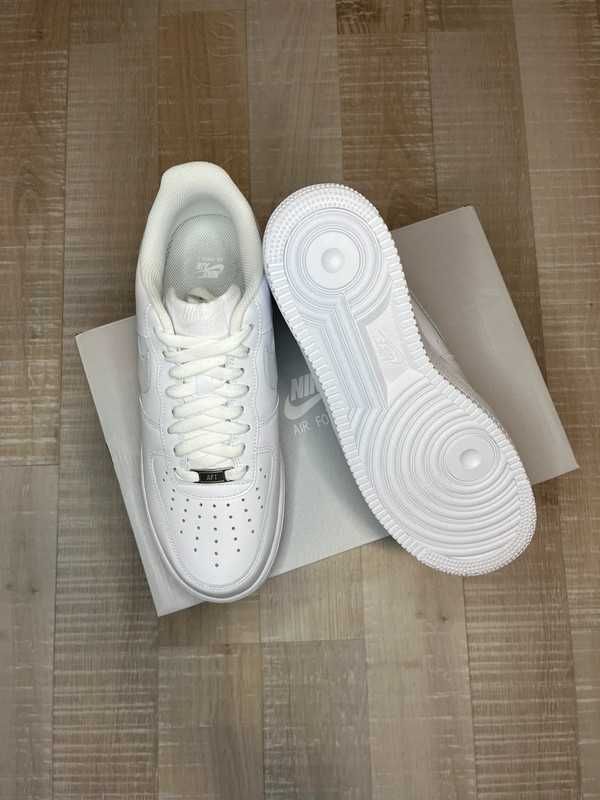 Nike Air Force 1 Low '07 White 36 EU / 4US / 22 CM