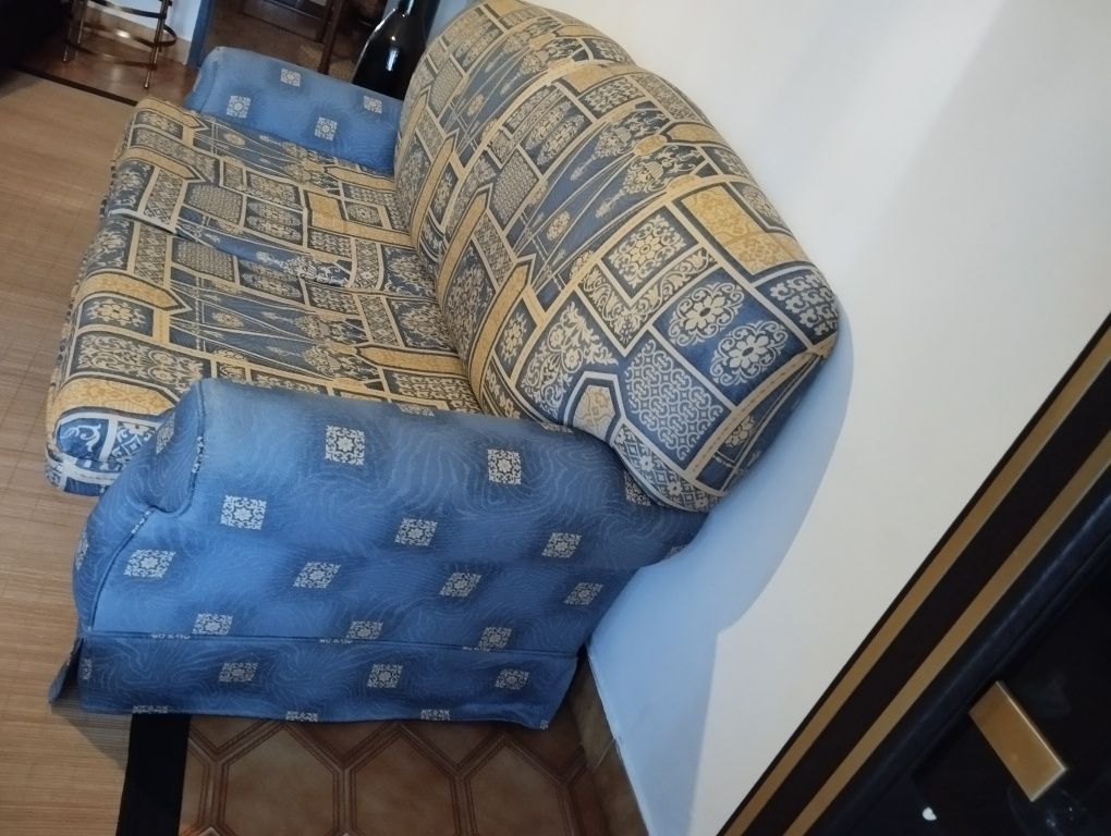 Sofá Azul de 2 Lugares
