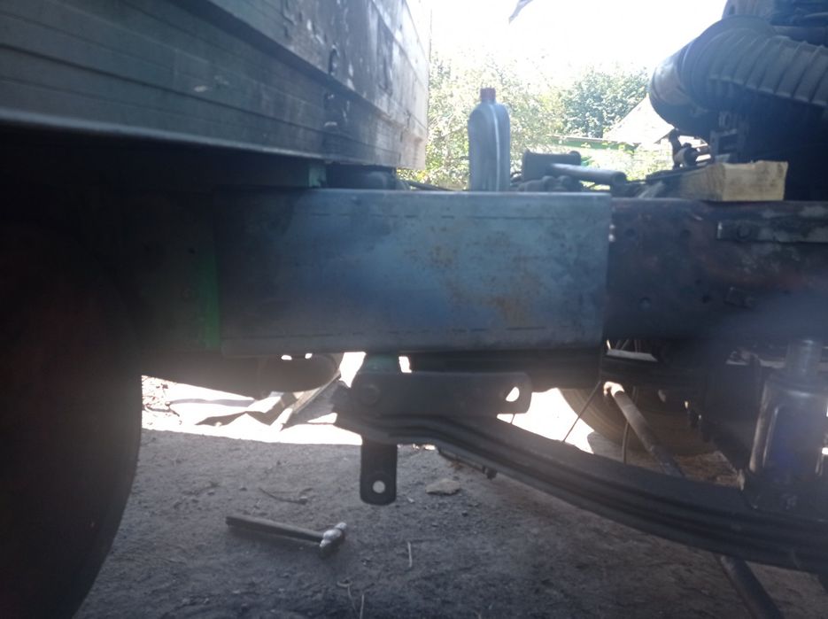 Мерседес Mercedes Benz 1317