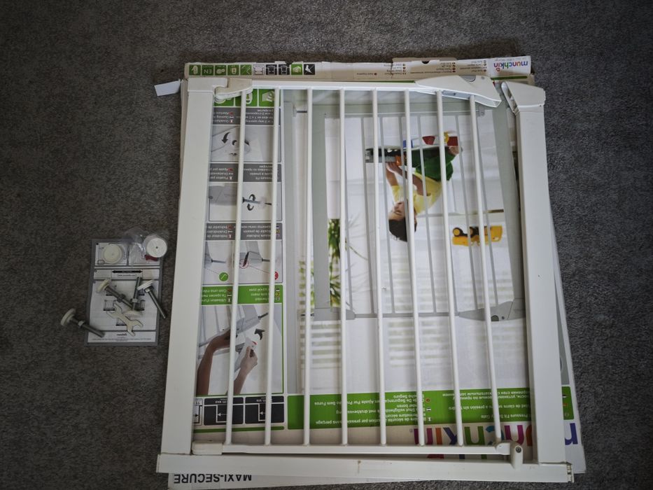 2 Barreira/proteção bebé escadas - Munchkin