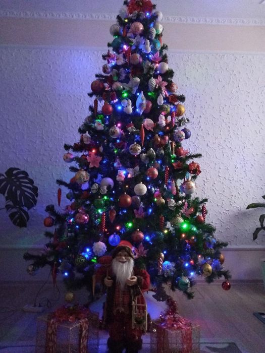 Ялинка штучна 2,8 м