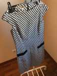Vestido preto e branco