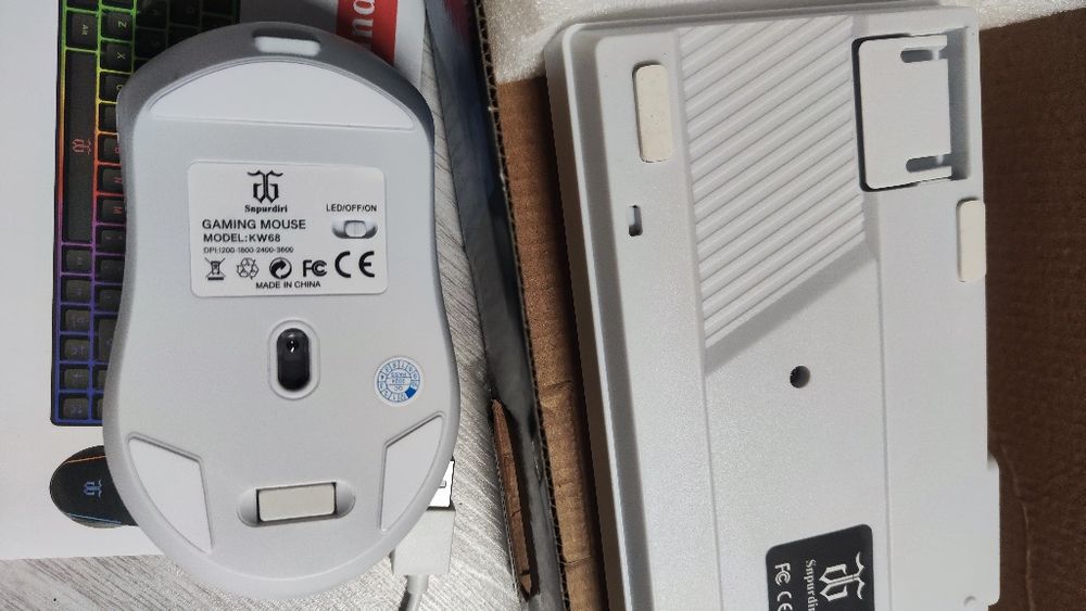 Комплект бездротовий клавіатура та миша Snpurdiri KW68