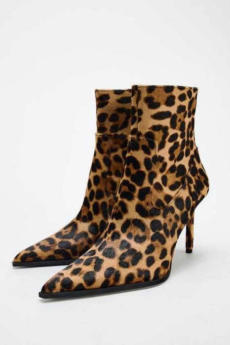 Botins estampados da Zara em pele