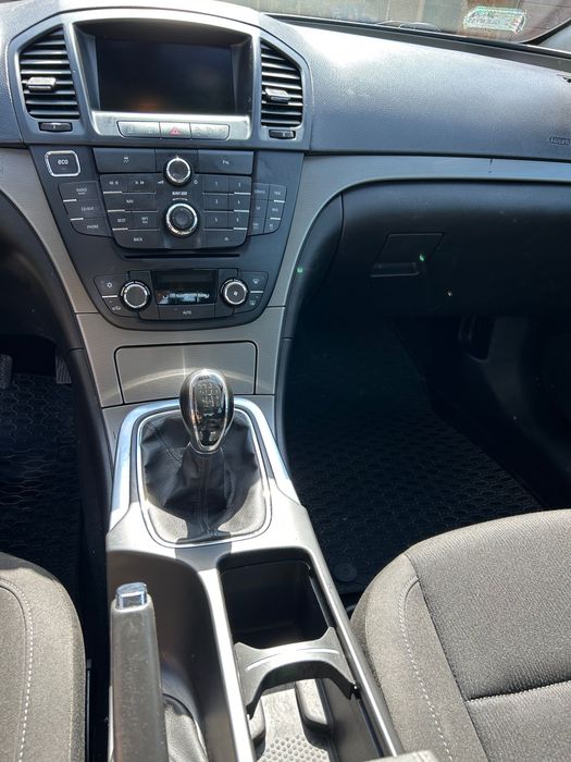 OPEL INSIGNIA SEDAN 1.4 turbo benzyna