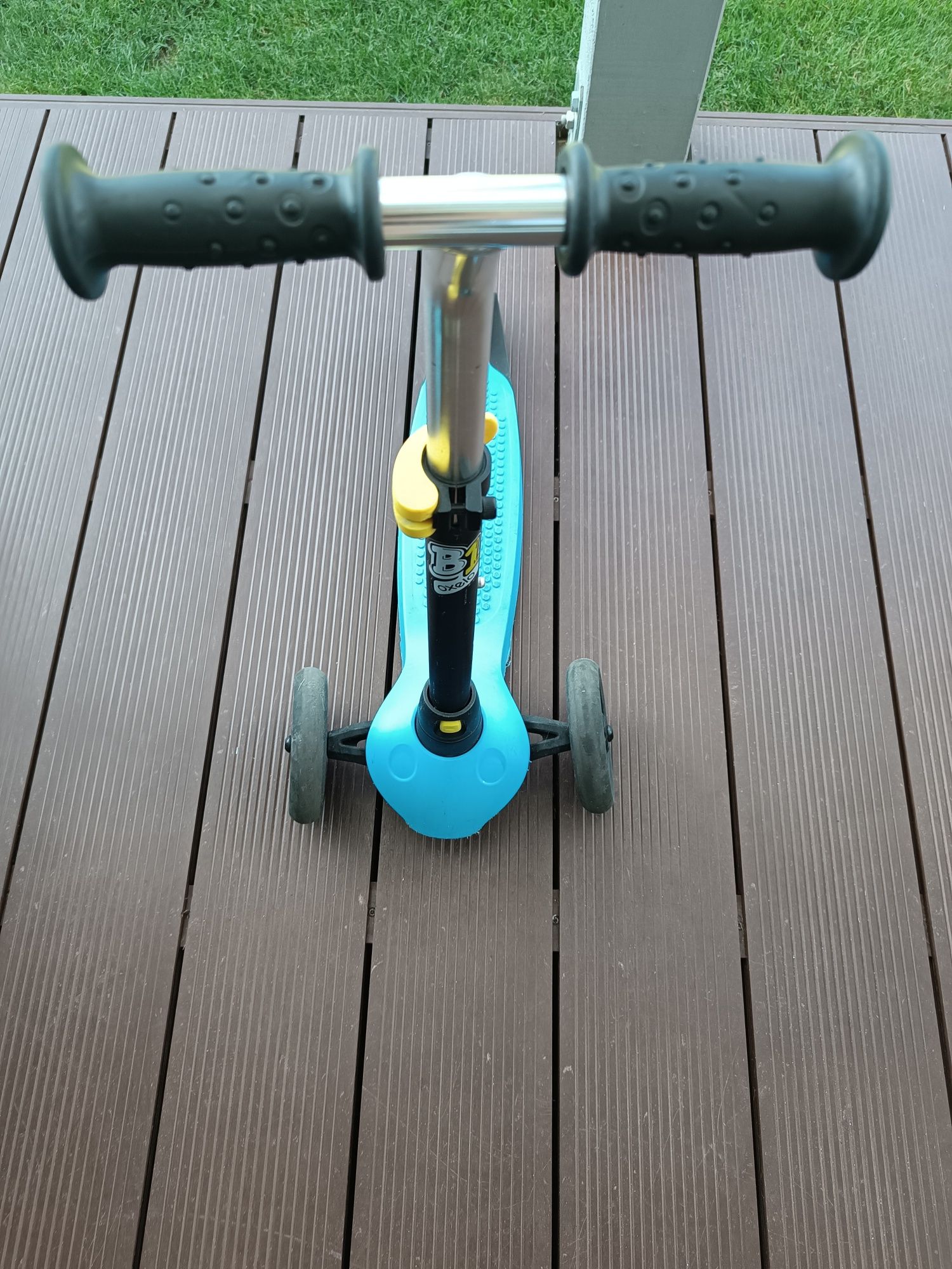 Hulajnoga trójkołowa decathlon