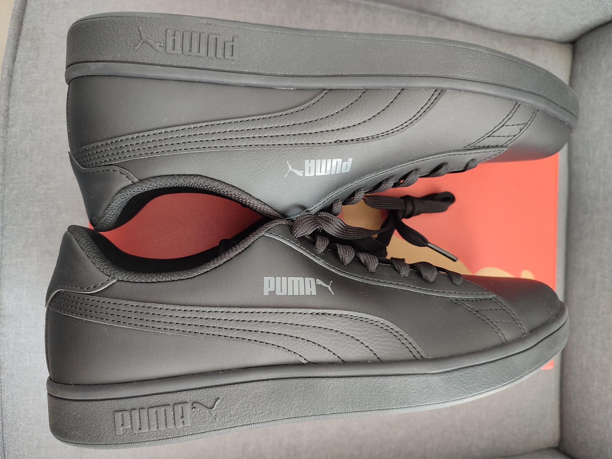 PUMA Uniseks SMASH V2 LTrampki czarne 44.5