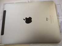 iPad 64GB z kablem