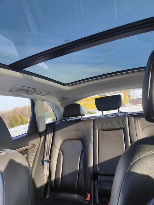 Audi Q5 обмін на нерухомість