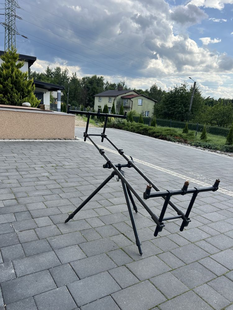Tri pod Prologic