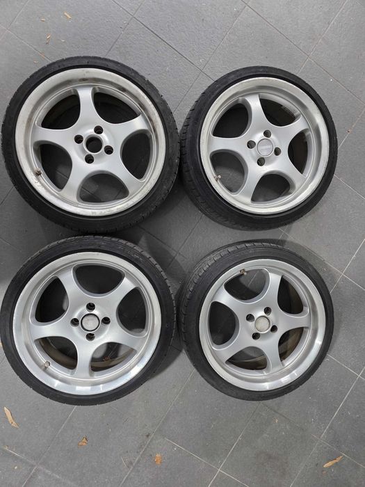 Jantes 17 4x100 com Pneus 205 / 40 / R17