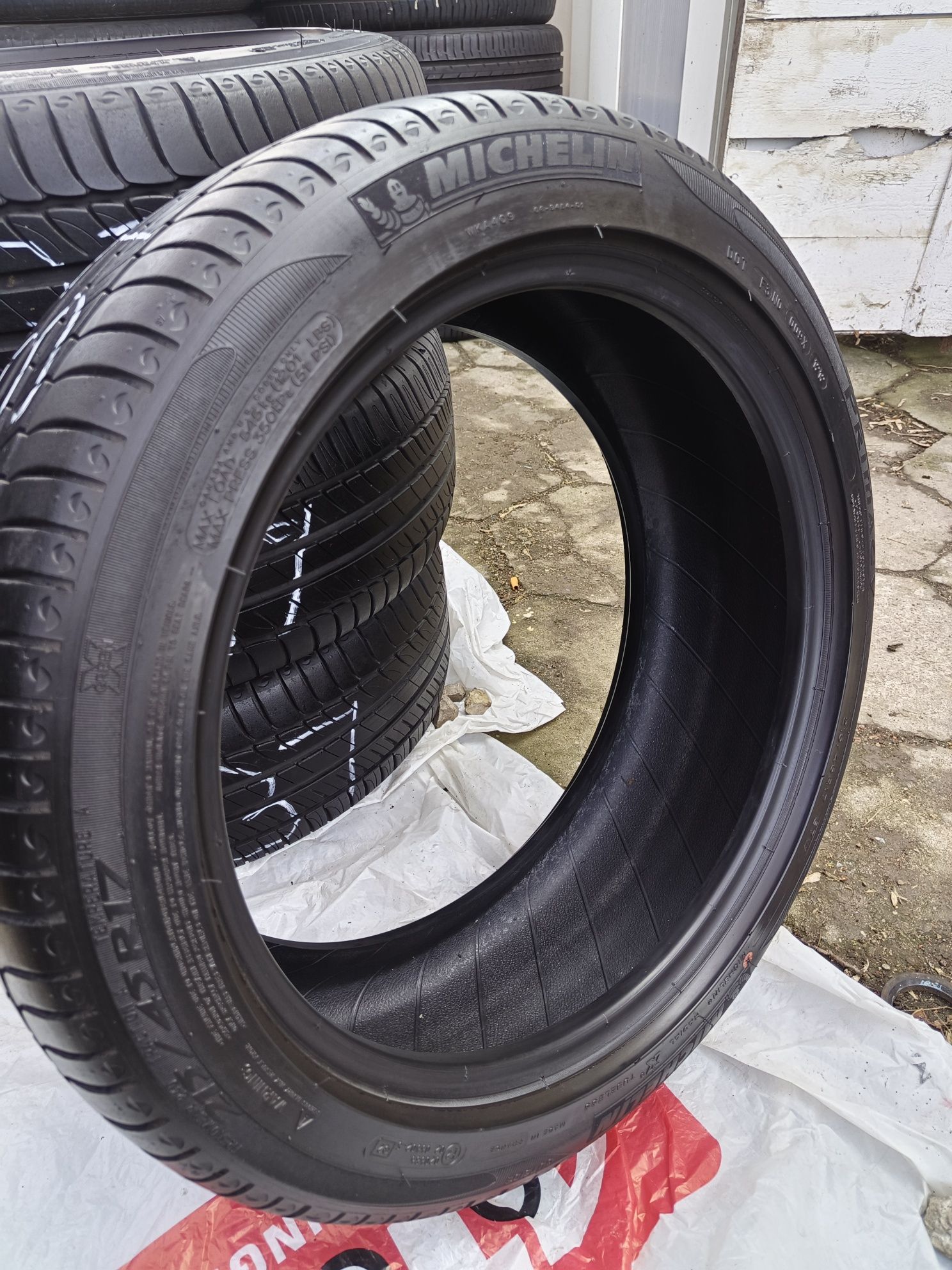 7.5mm Michelin 215/45 R17, 4szt.